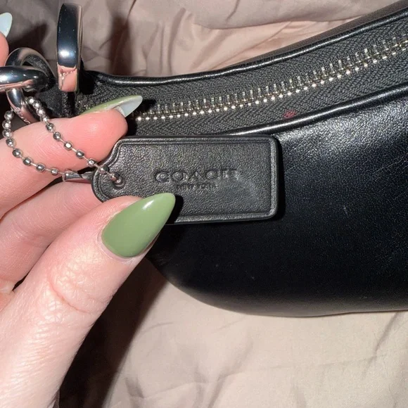 Coach puffy crossbody purse - Picture 3 of 8